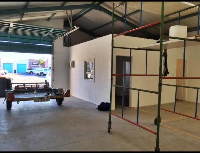 173M² FACTORY RENTED IN DIEP RIVER